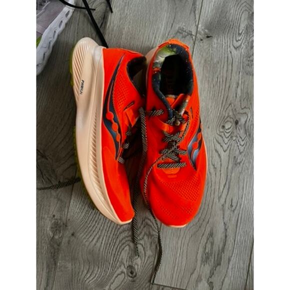EUC Saucony Womens Ride 15 Running Shoe Campfire Story size 8.5 - Picture 1 of 8